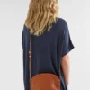Kurva Messenger Bag