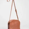 Kurva Messenger Bag