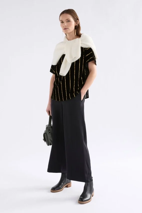 Lumii Velvet Top Lumii Velvet Top